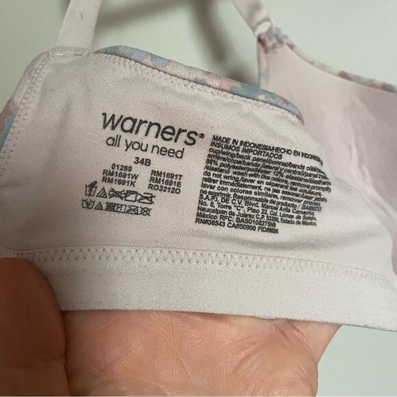 Warner's Pink and Blue Bra with Underwire Support - Picture 5 of 5